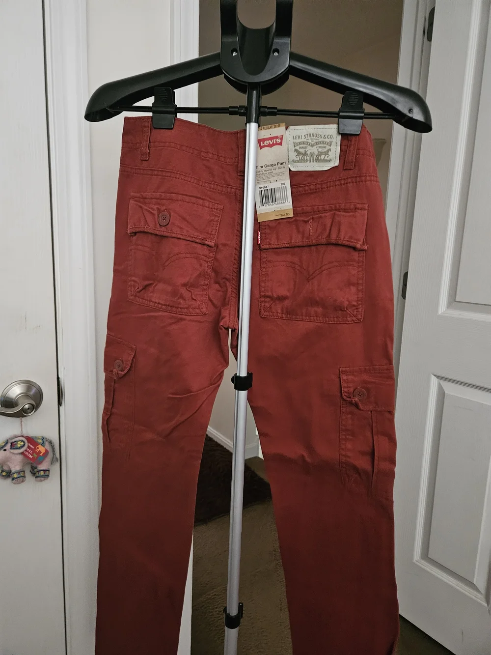 Levi's Kids Cargo Jeans in Rust Red